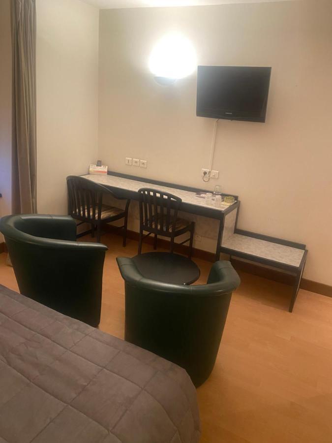 Hotel Du Commerce Joncy Εξωτερικό φωτογραφία